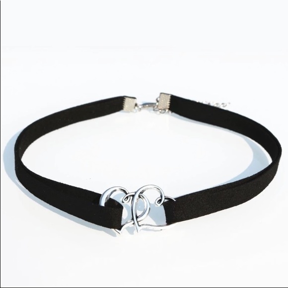 HEARTS INTERTWINED CHOKER - Picture 1 of 2